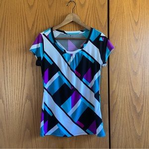 Worthington Geometric Blouse Size Medium 💜💙🤍🖤